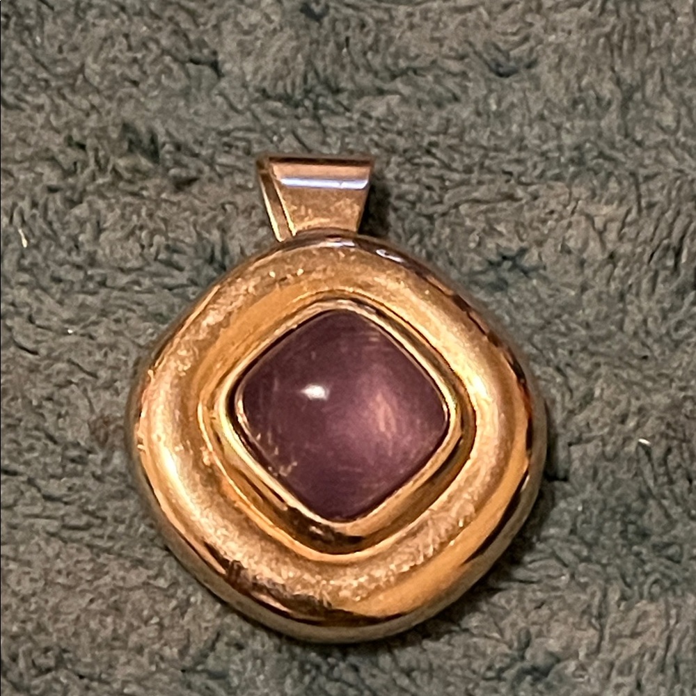 Elegant Gold and Purple Pendant